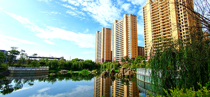 位于陸良縣新城區(qū)的四目河公園。