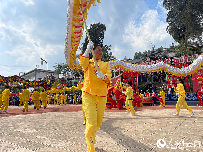 元宵燈會(huì)現(xiàn)場(chǎng)。人民網(wǎng)記者 程浩攝